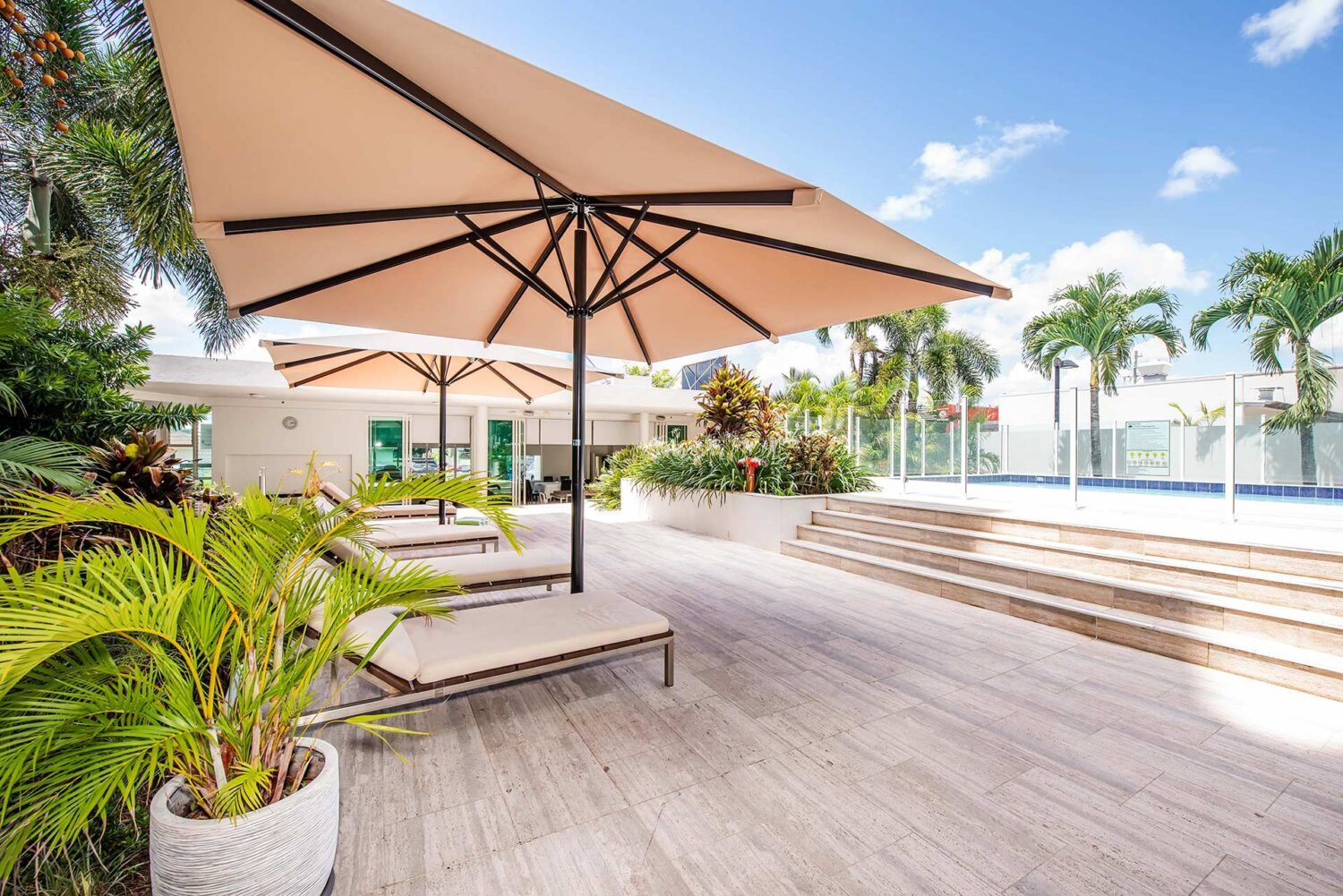 Luxury Apartment in Mackay Lanai Apartments